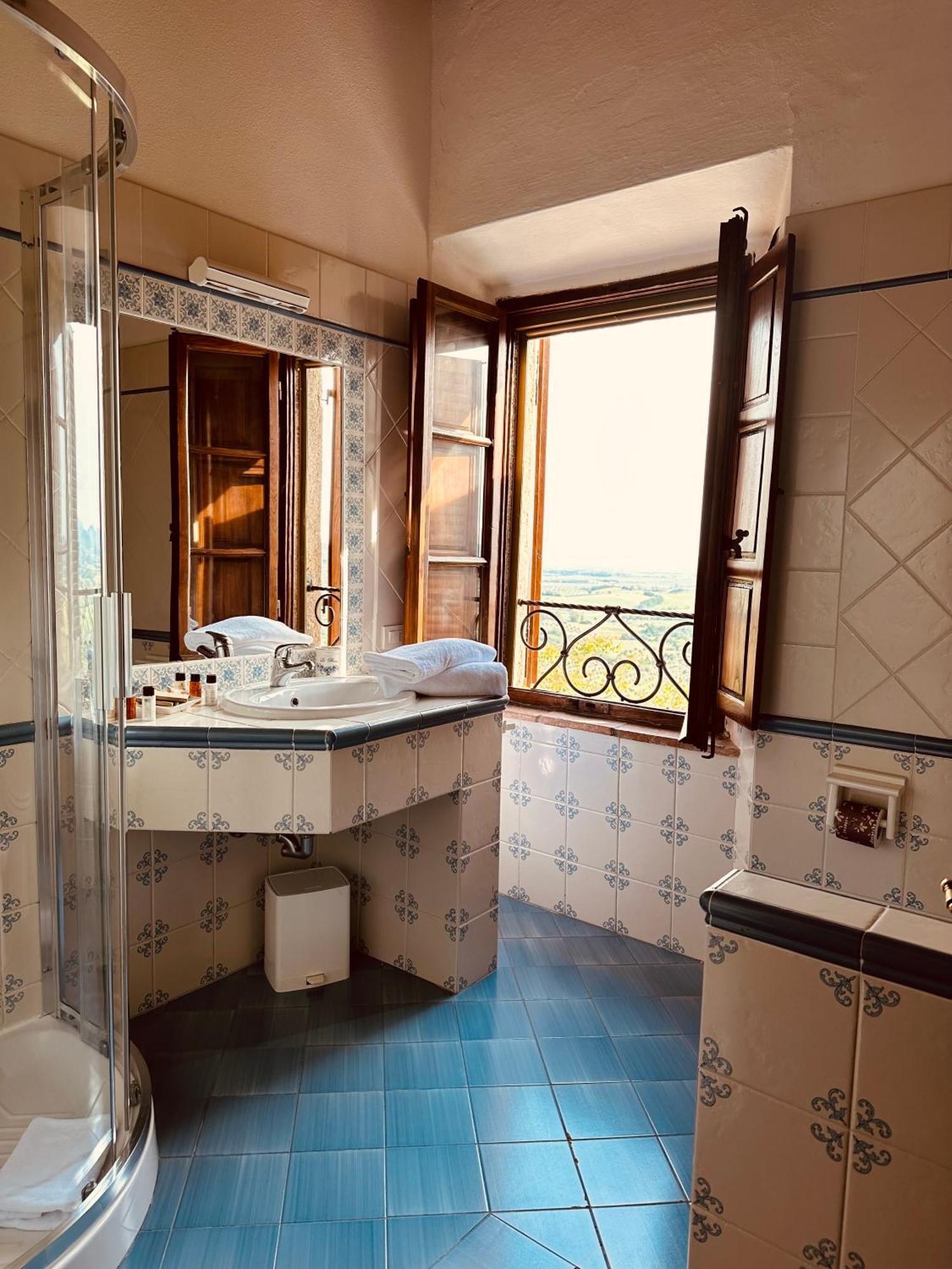 Tenuta Di Montemassi Fattoria Eksteriør bilde